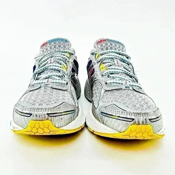 New Balance 860 V4 Running Sneakers - Picture 3 of 10